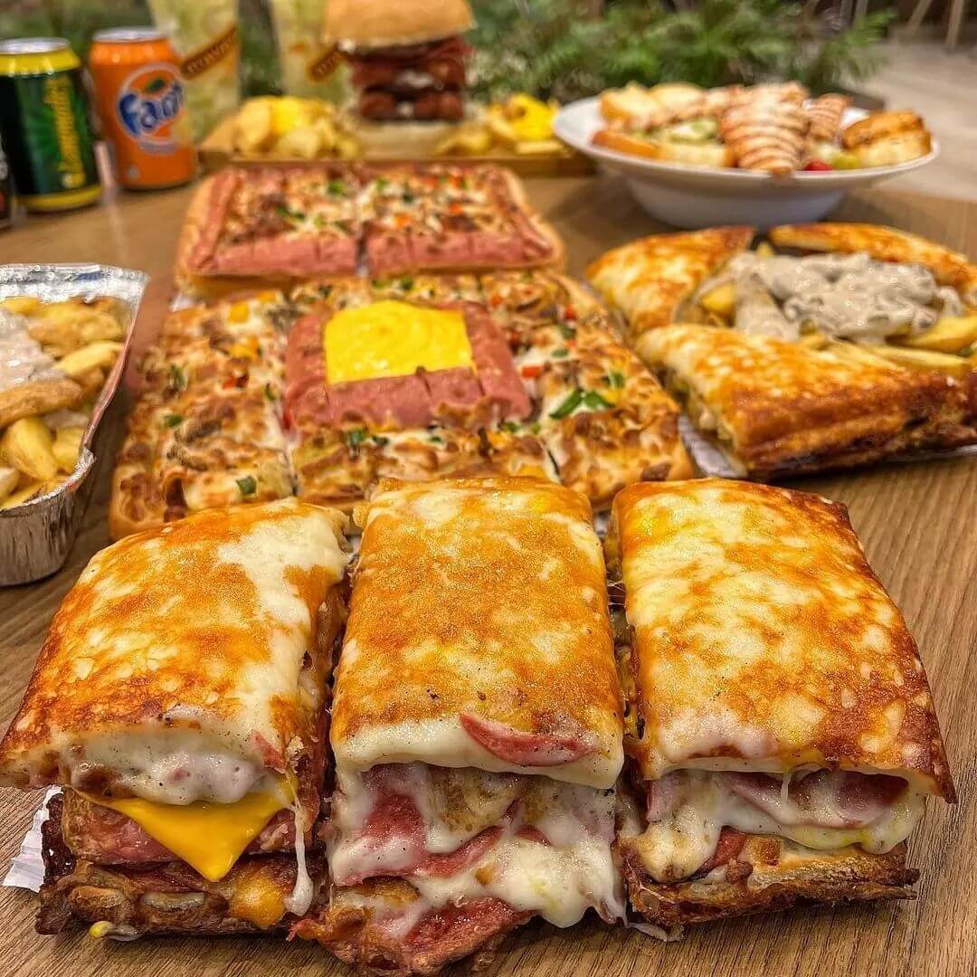 انواع پیتزا در عطاویچ، فست فود سیدخندان