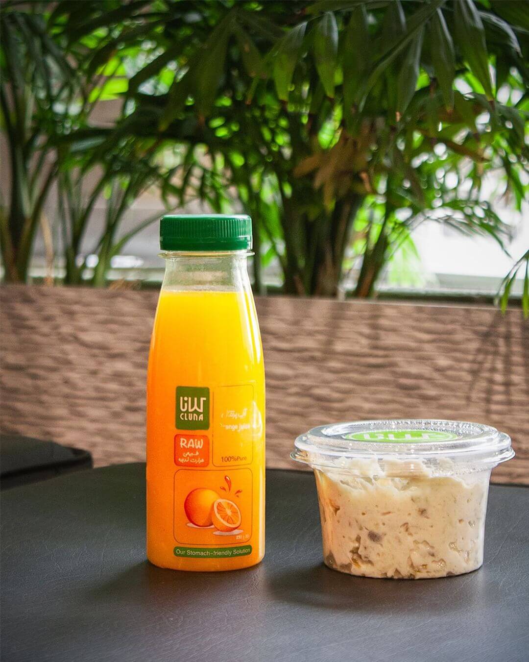 سالادها و نوشیدنی‌های متنوع و دست‌ساز کلانا