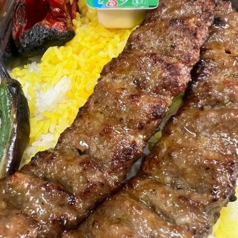 چلو و کباب کوبیده رستوران دالاهو در محله سیدخندان
