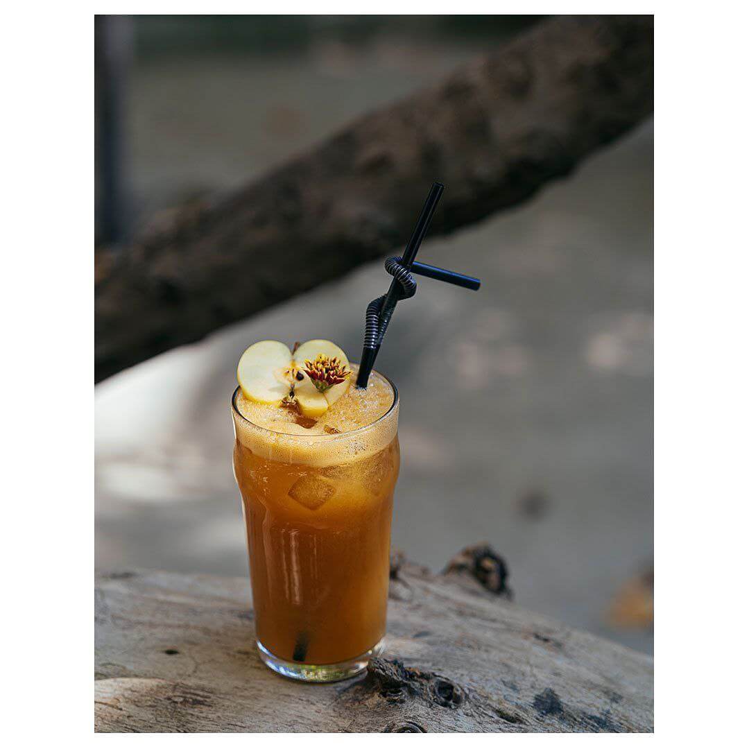 نوشیدنی‌های خنک کافه ریشه 29