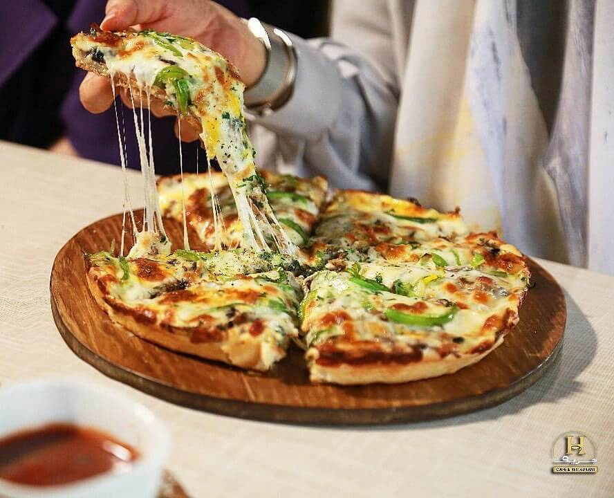 پیتزاهای کافه هریک از کافه های کریمخان