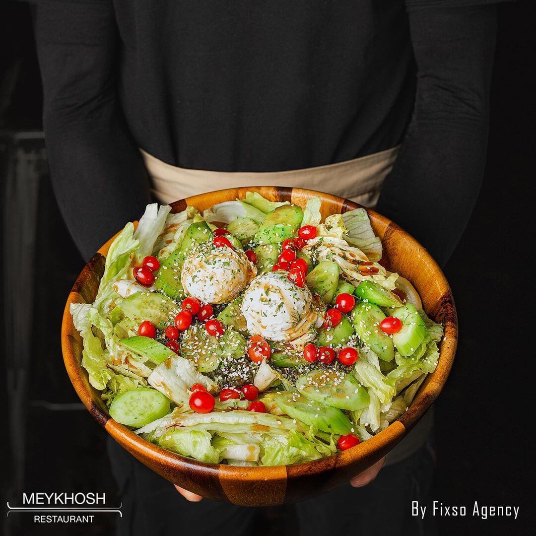 سالاد سزار رستوران میخوش