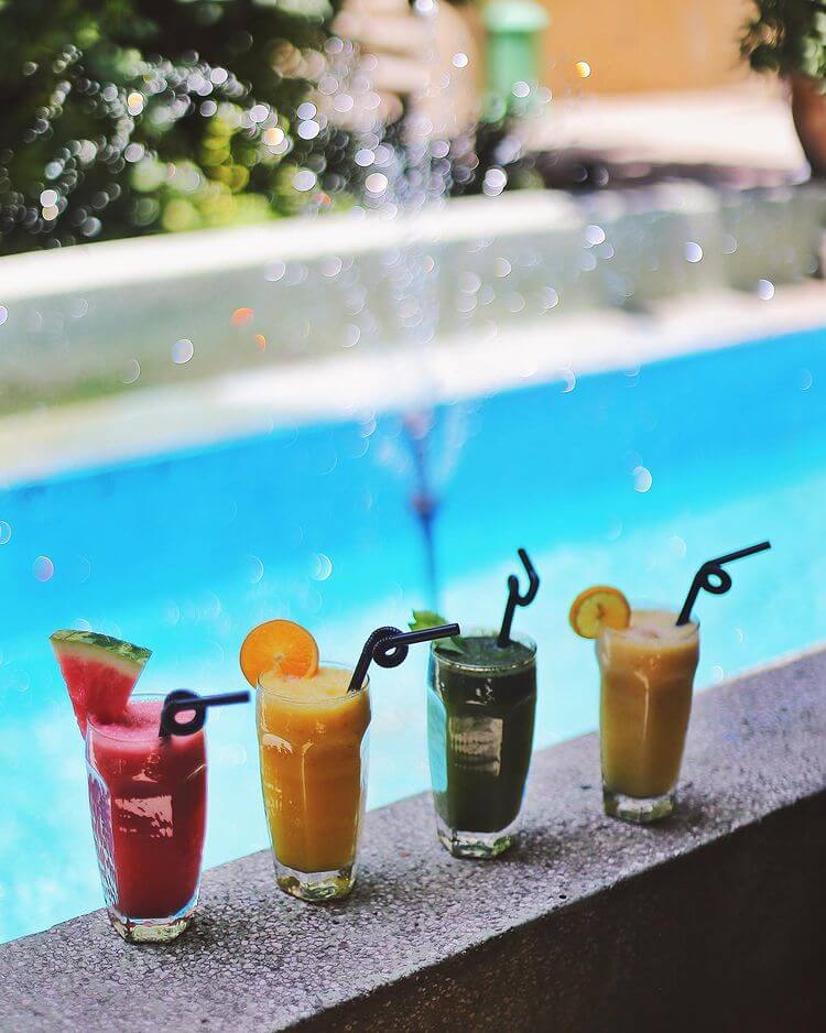 نوشیدنیهای خنک ث کافه