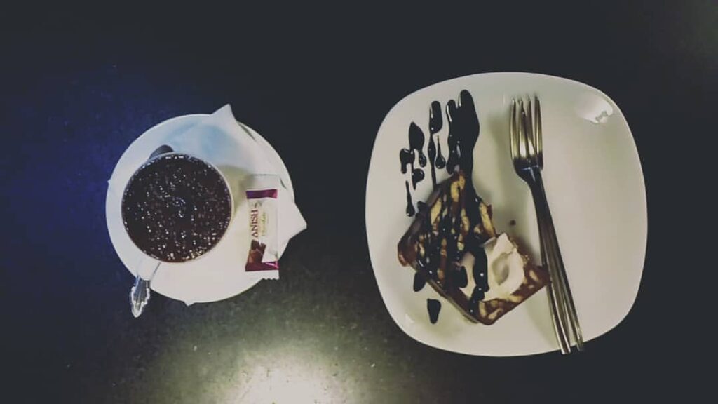 کافه سلین خیابان کریمخان با 27 سال سابقه