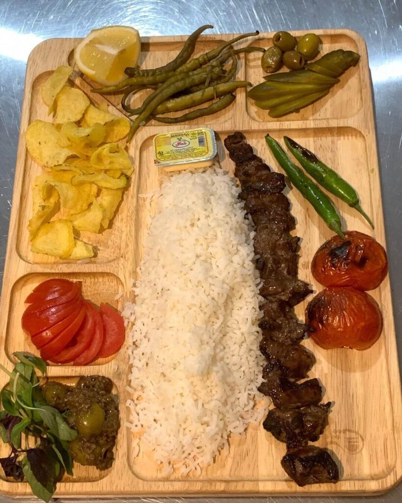 کباب چنجه رستوران ژمینو در شهران