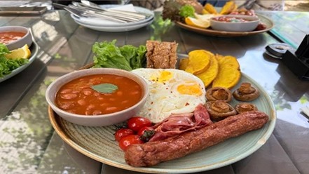 غذای کافه حیات هزار افسان