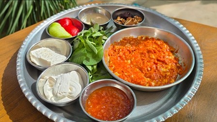 غذای کافه عمارت دل