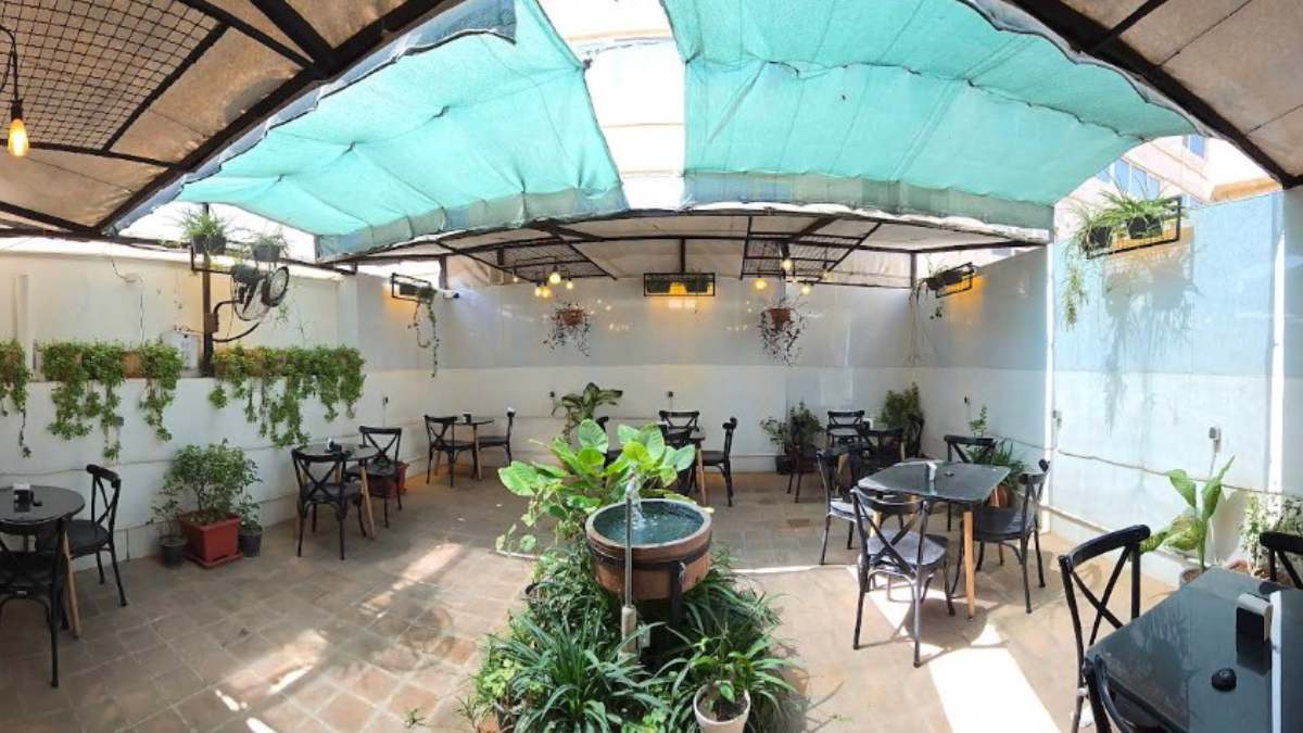 کافه وه؛ از بهترین کافه های ارزان تهران