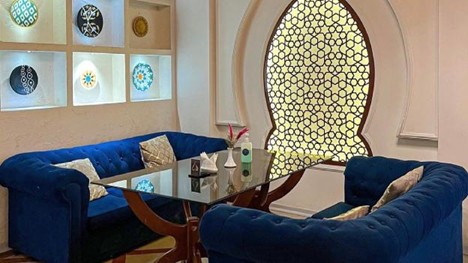 فضای داخلی کافه زهیرا