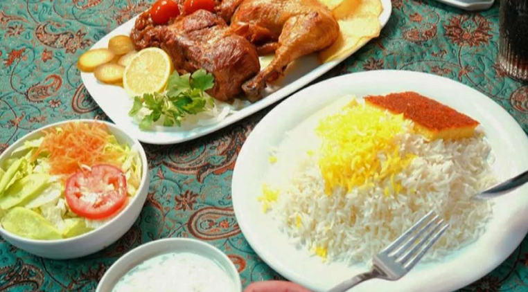 بشقاب غذا در رستوران پسران کریم مشهد
