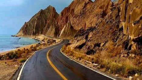 طبیعت گردنه عشاق هرمزگان