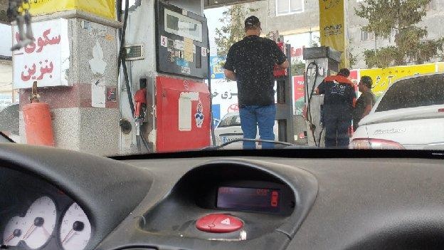 جایگاه سوخت آقایی