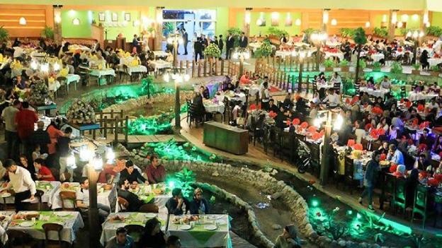 رستوران پدیده شاندیز مشهد
