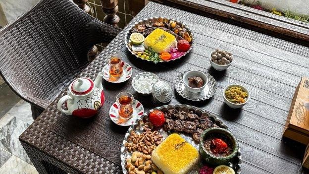 رستوران سنتی گیله مرد اصیل
