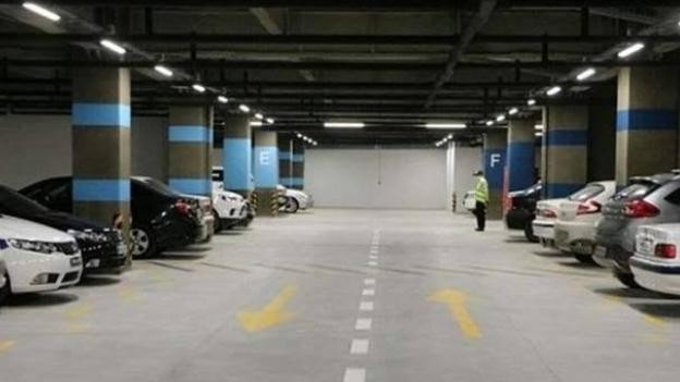 پارکینگ عمومی شرق تهران