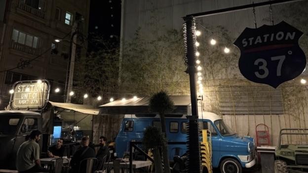 کافه ایستگاه 37 درجه